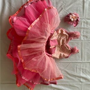 Beautiful girls dress size mc or medium child’s